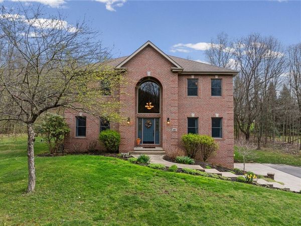 197 W Cruikshank Road , Butler, PA 16002