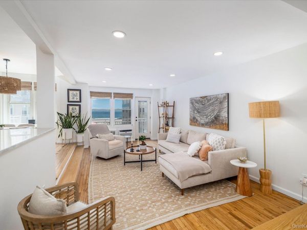 522 Shore Road, Unit 3AA, Long Beach, NY 11561