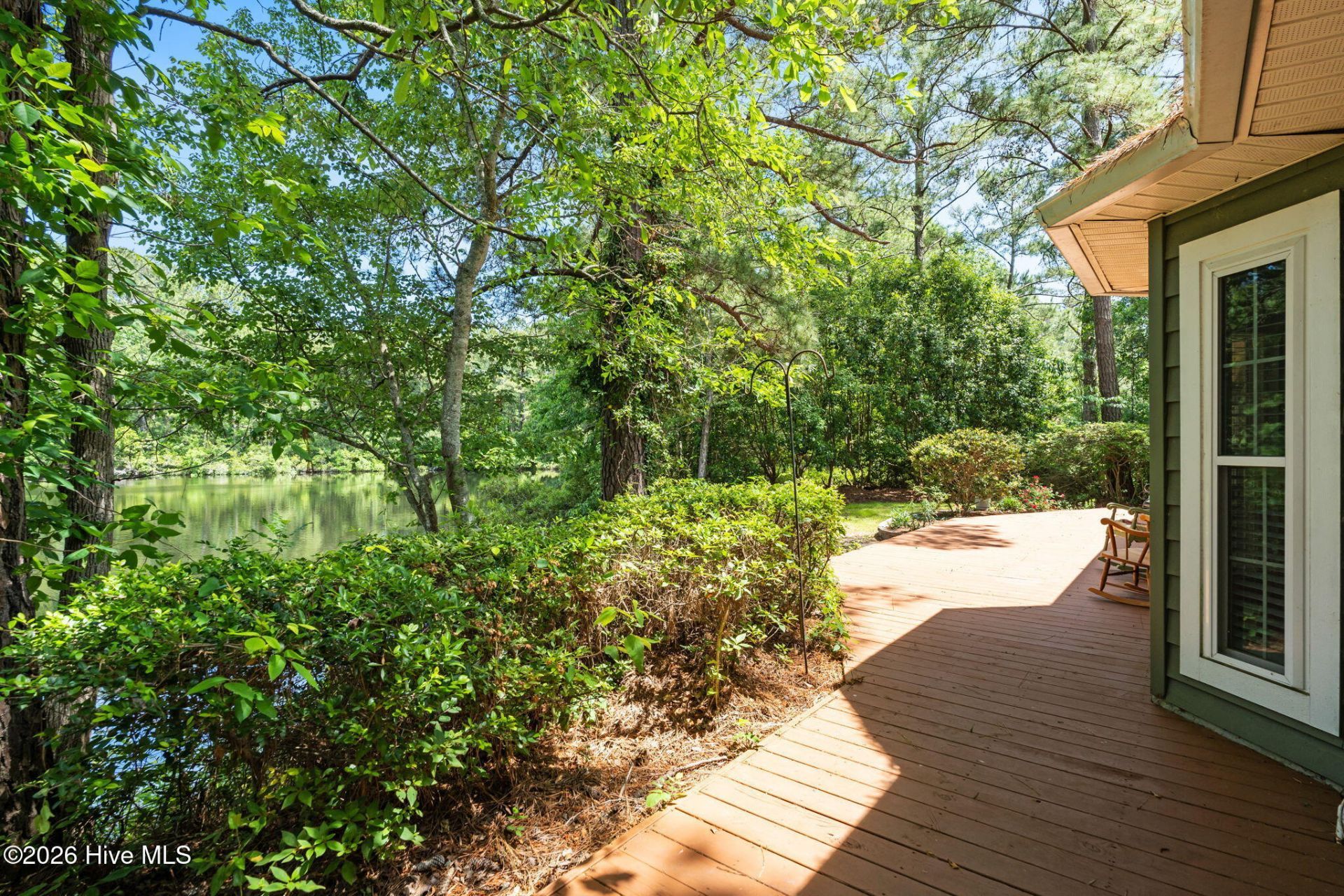 2490 Glen Drive Photo 12