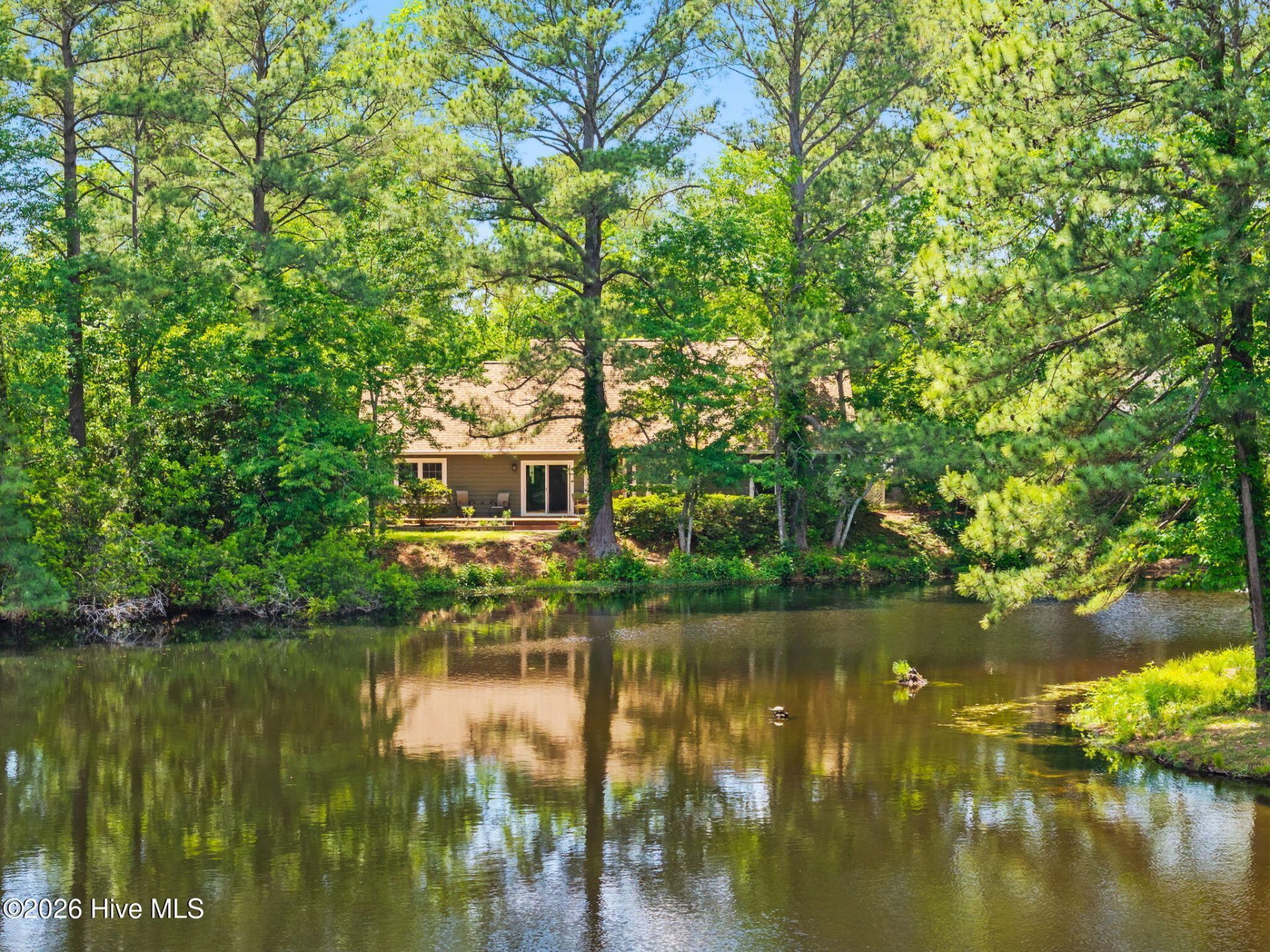 2490 Glen Drive Photo 19