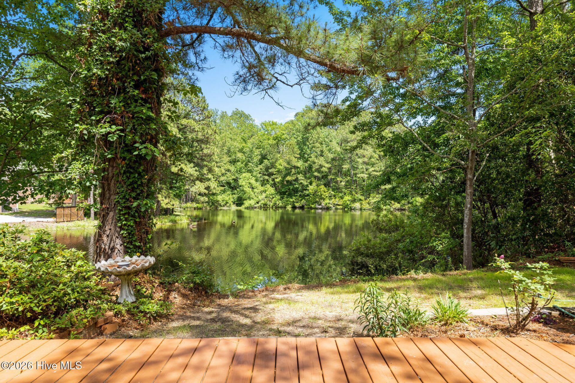 2490 Glen Drive Photo 21