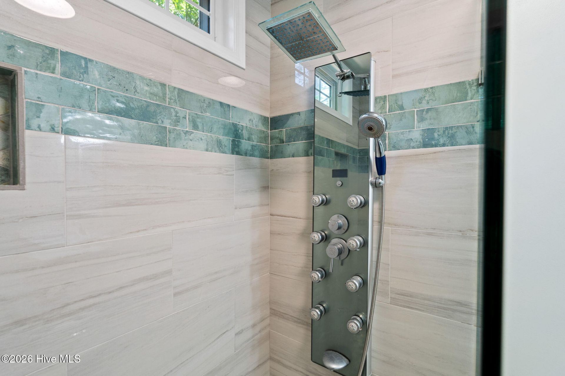 2490 Glen Drive Photo 49
