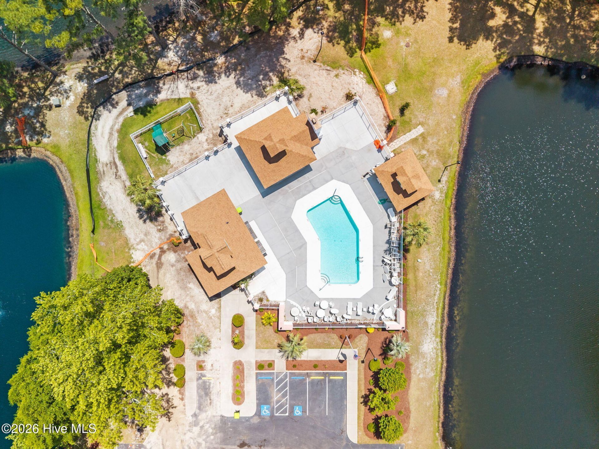 2490 Glen Drive Photo 61