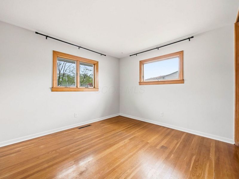 5315 Eisenhower Road, Columbus, OH 43229 Photo 19