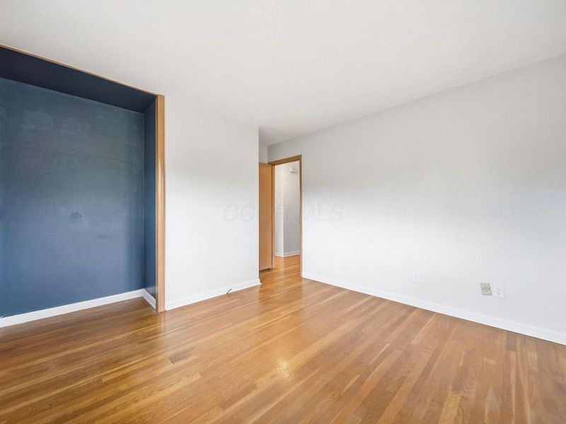 5315 Eisenhower Road, Columbus, OH 43229 Photo 21