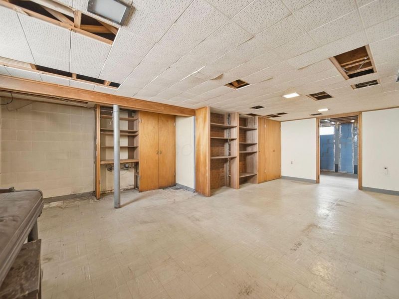 5315 Eisenhower Road, Columbus, OH 43229 Photo 28