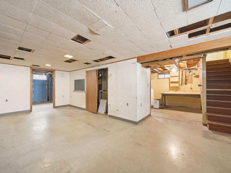 5315 Eisenhower Road, Columbus, OH 43229 Photo 29