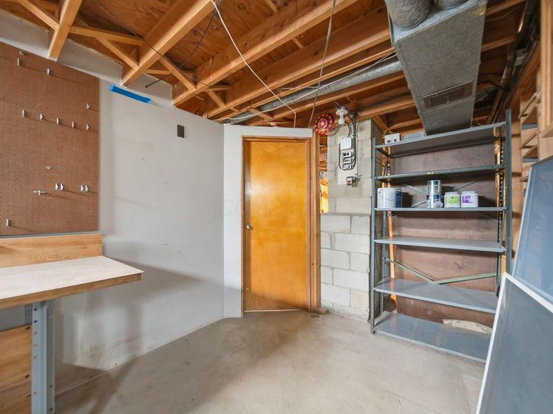 5315 Eisenhower Road, Columbus, OH 43229 Photo 34