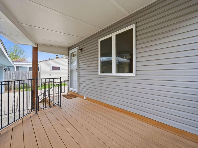 5315 Eisenhower Road, Columbus, OH 43229 Photo 37