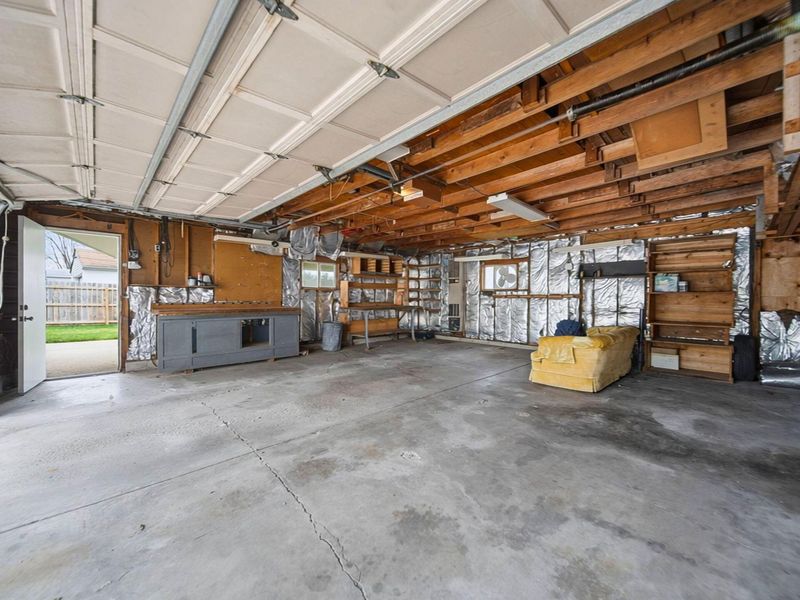 5315 Eisenhower Road, Columbus, OH 43229 Photo 47