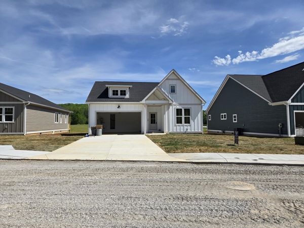 180 Jasper Gulch Drive, Jasper, TN 37347