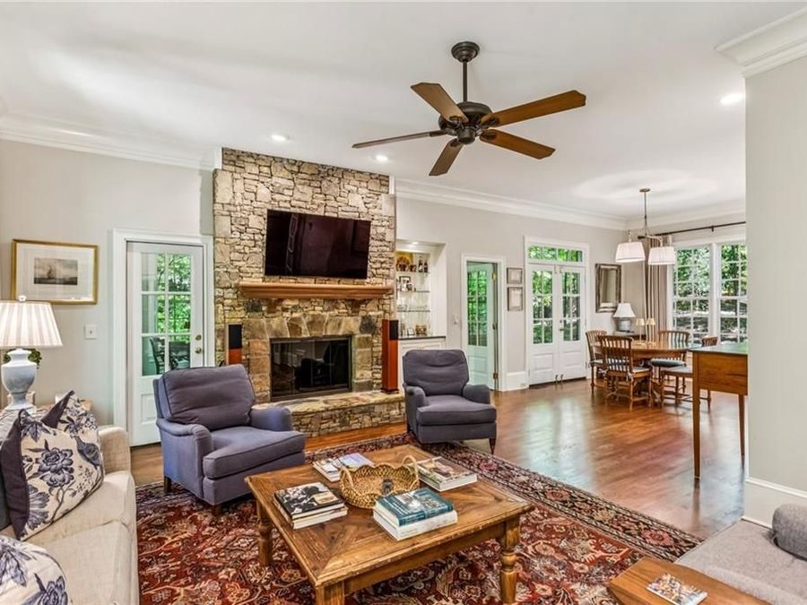 Property Image 11