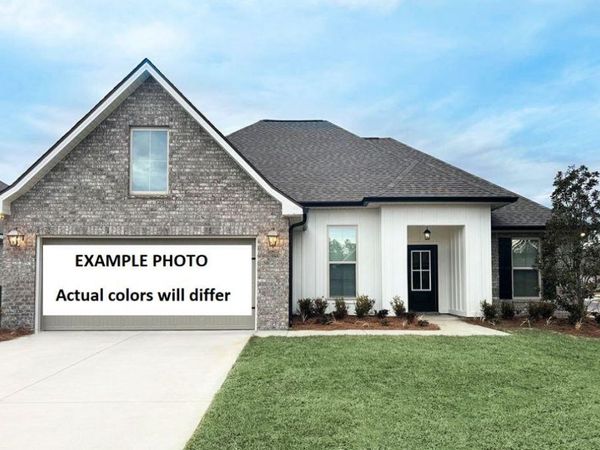 378 E Tweet Street, Freeport, FL 32439