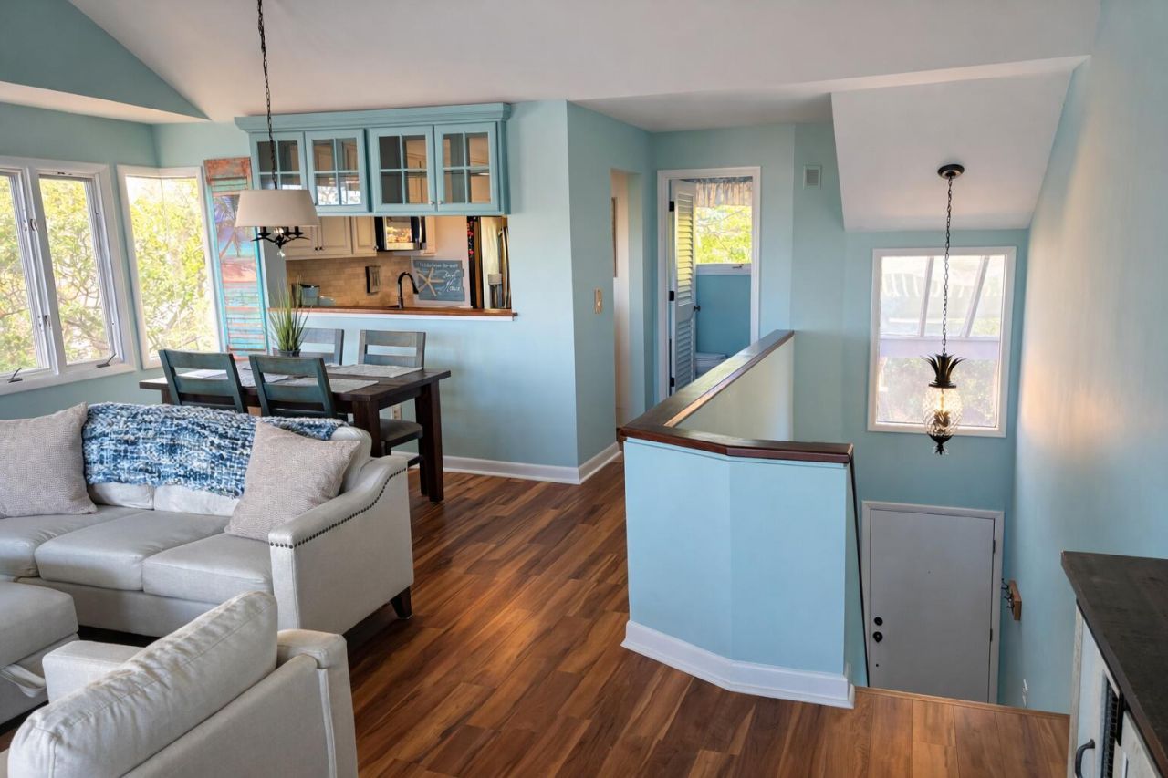 1214 Creek Watch Photo 10