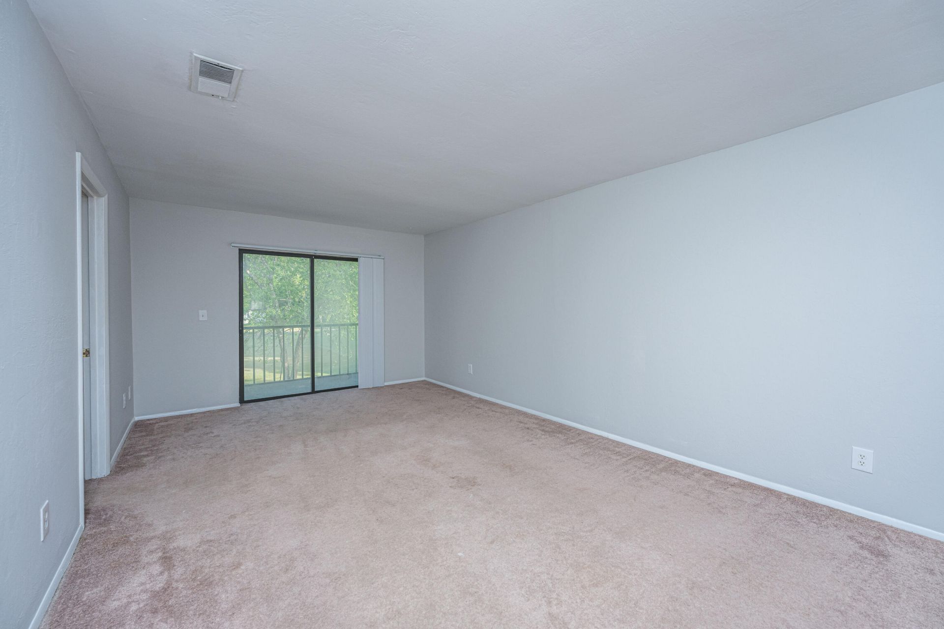 2935 Dove Haven Ct Court Photo 13