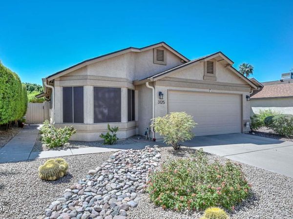 3125 E SIESTA Lane, Phoenix, AZ 85050