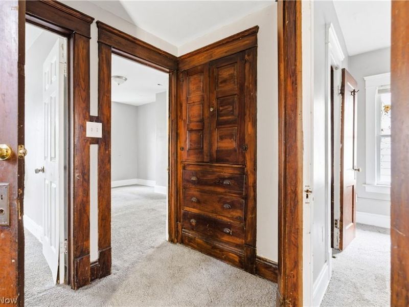 9609 Yale Avenue , Cleveland, OH 44108 Photo 11