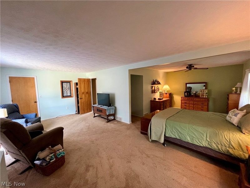 1368 Andora Road NE, Carrollton, OH 44615 Photo 14