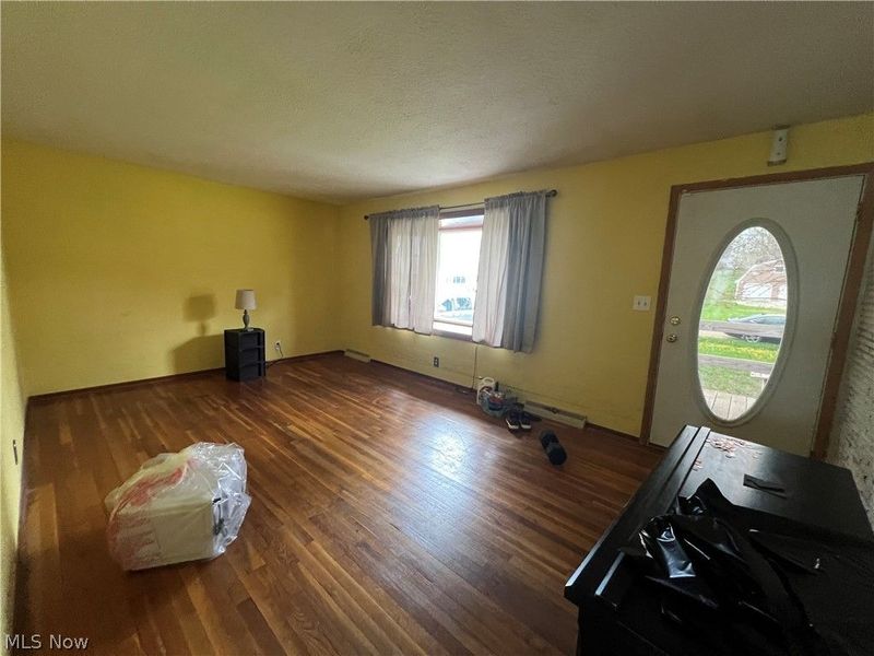 2580 Swiss Avenue SW, Canton, OH 44706 Photo 2