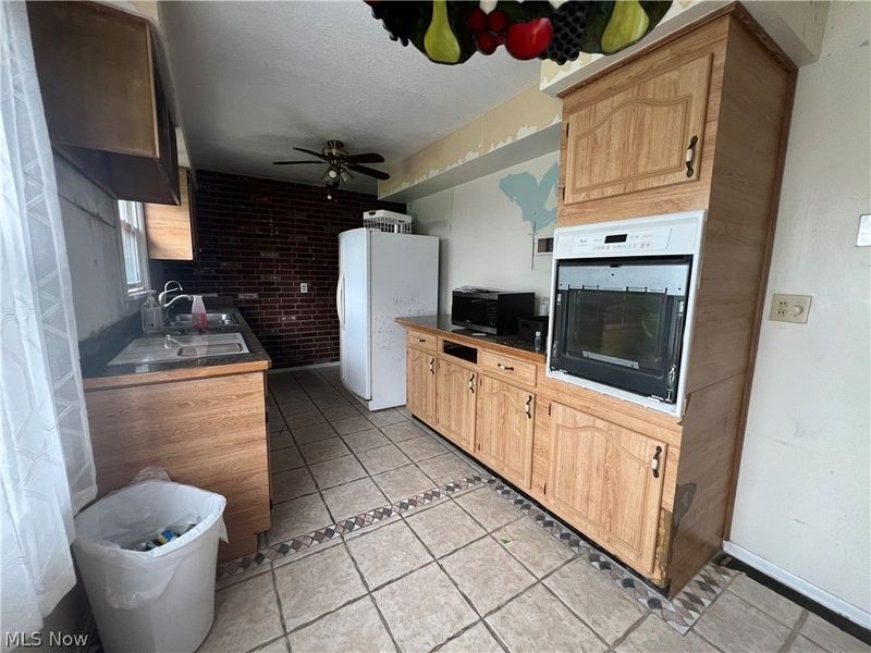 2580 Swiss Avenue SW, Canton, OH 44706 Photo 4