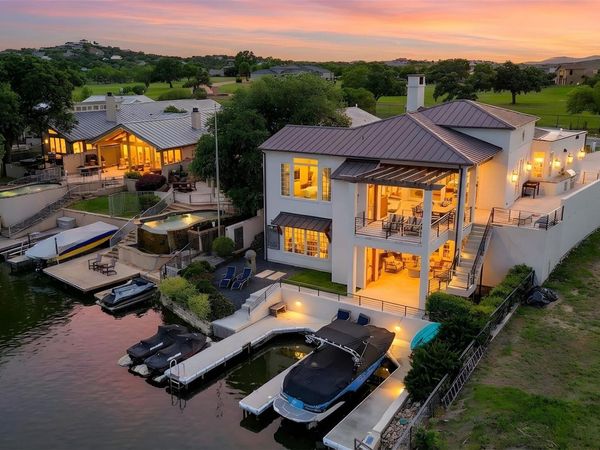 2807 Fault Line DR , Horseshoe Bay, TX 78657