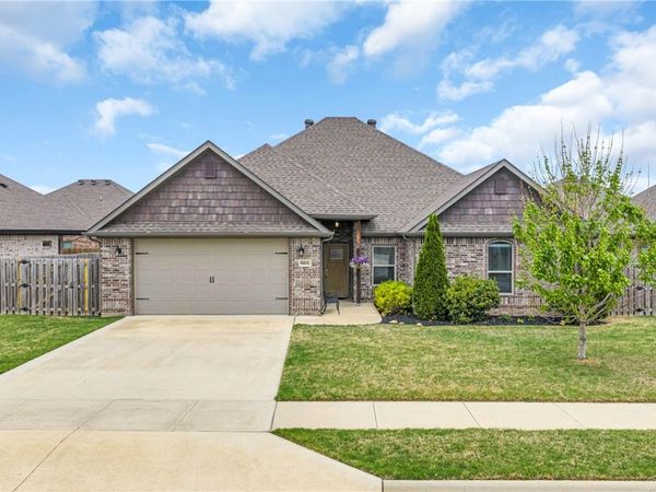 6202 S 62nd Street , Rogers, AR 72758