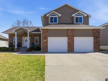 7400 Helen Witt Drive , Lincoln, NE 68512