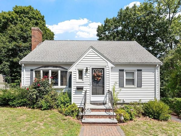 31 Spring View Dr, Lynn, MA 01904