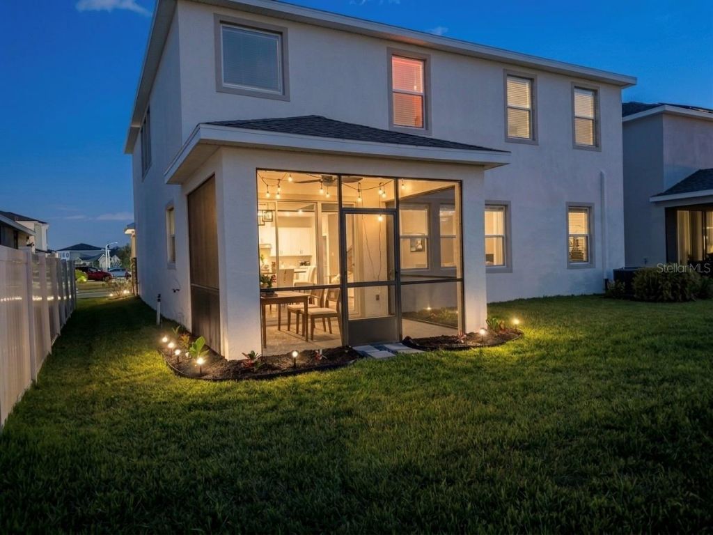 16910 Oval Rum Drive, Wimauma, FL 33598 Photo