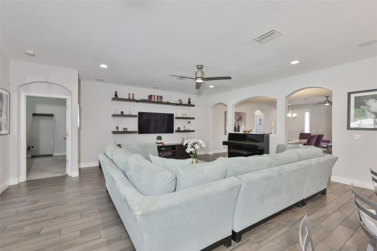 11014 Brahman Ranch Circle, Riverview, FL 33578 Photo