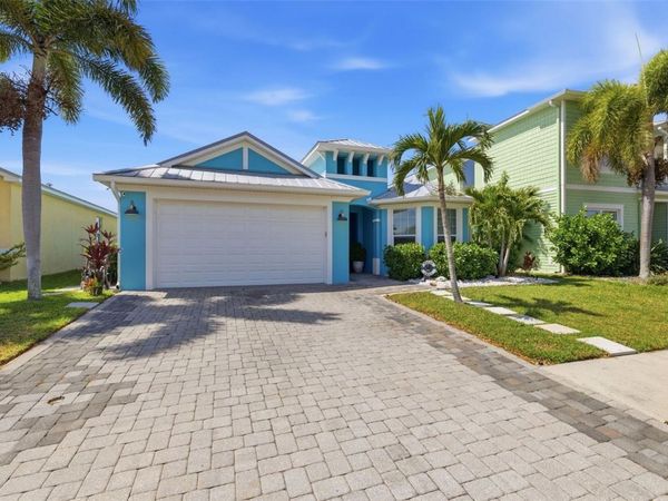 570 BIMINI BAY BOULEVARD , APOLLO BEACH, FL 33572