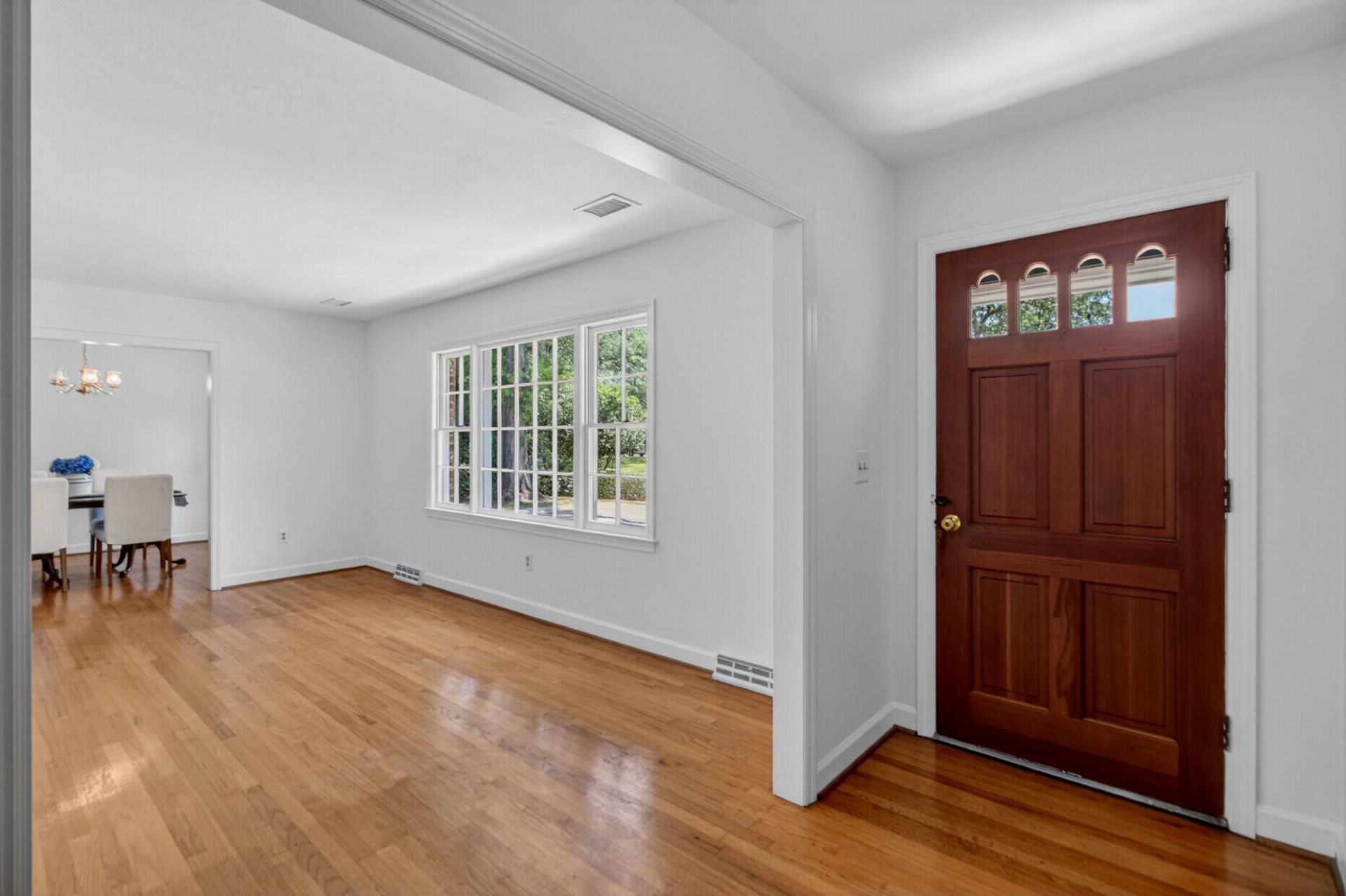 9 Nuffield Road Photo 12