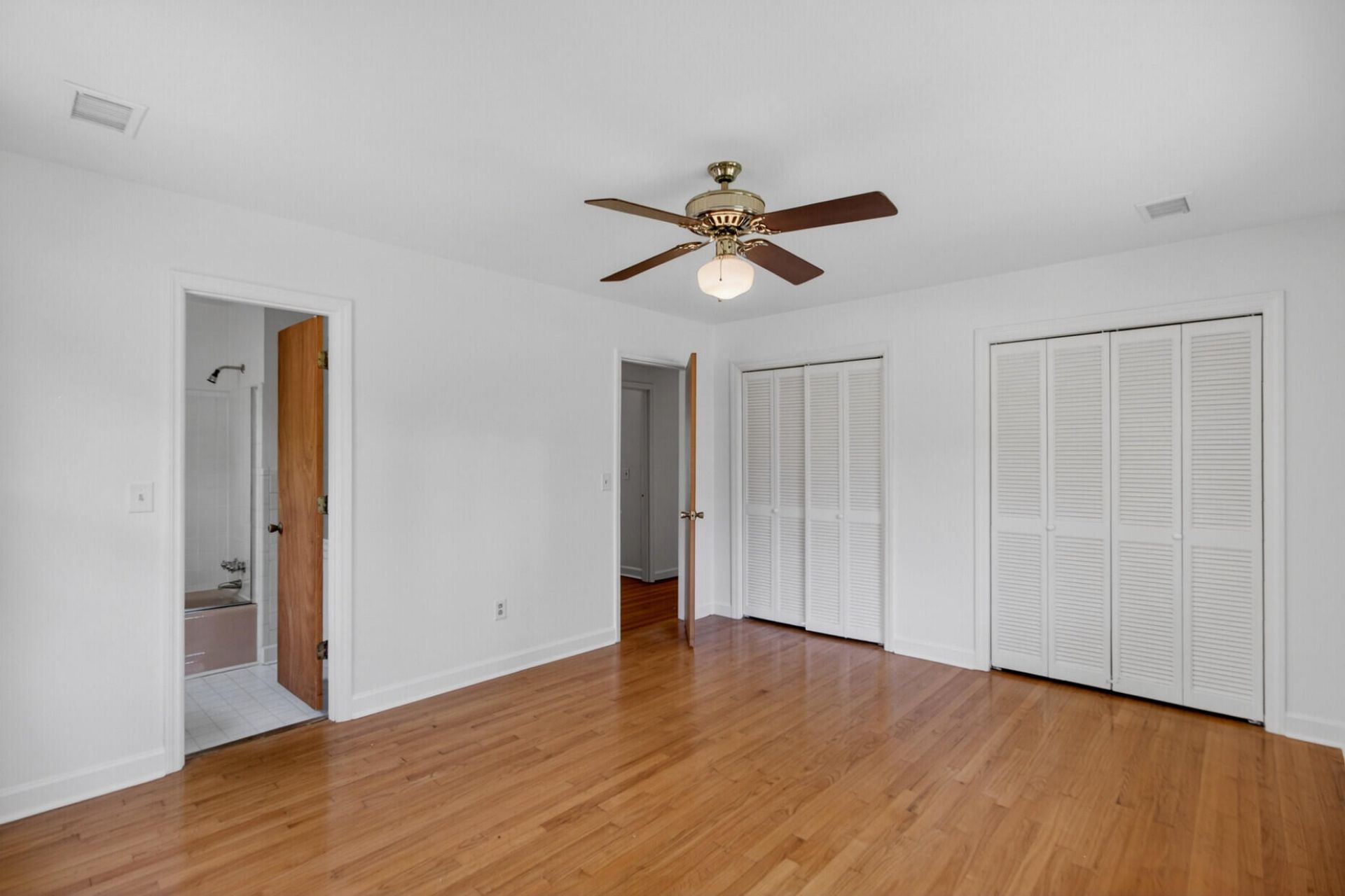 9 Nuffield Road Photo 17