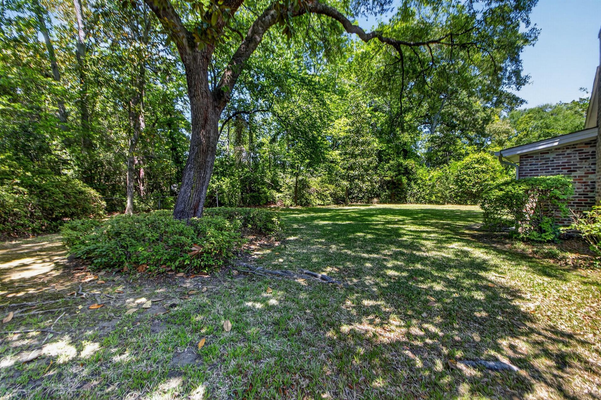 9 Nuffield Road Photo 26