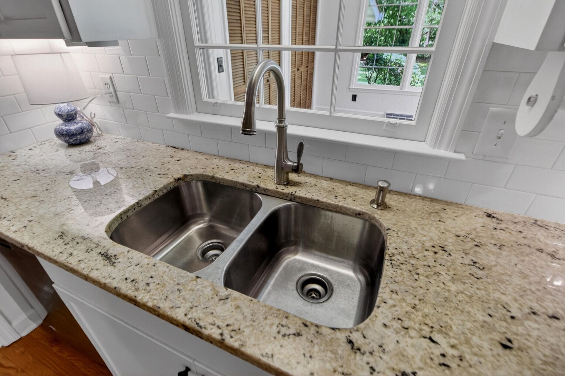 9 Nuffield Road Photo 33