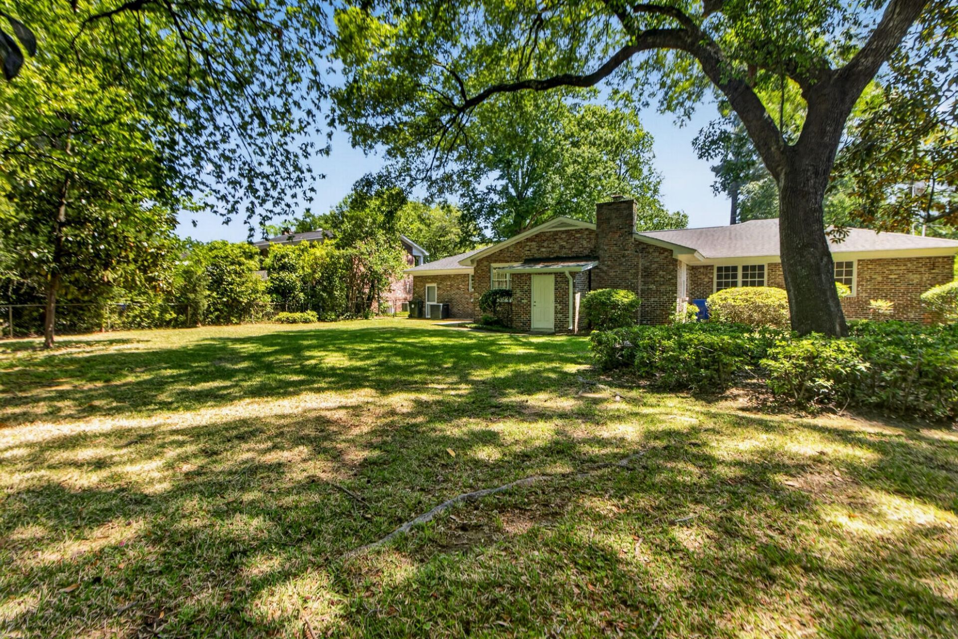 9 Nuffield Road Photo 8