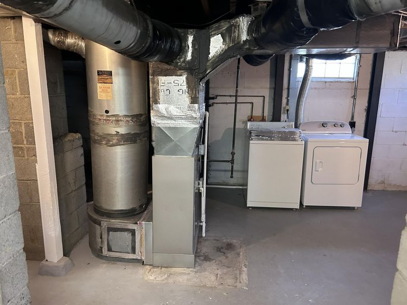 826 E Brighton Road , Columbus, OH 43224 Photo 27