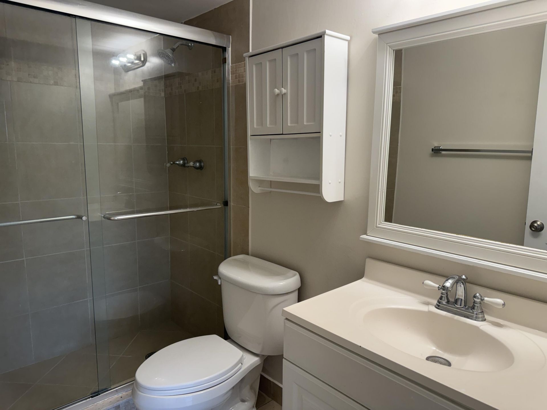 3710 N Pine Island Road, Unit 122, Sunrise, FL 33351 Photo