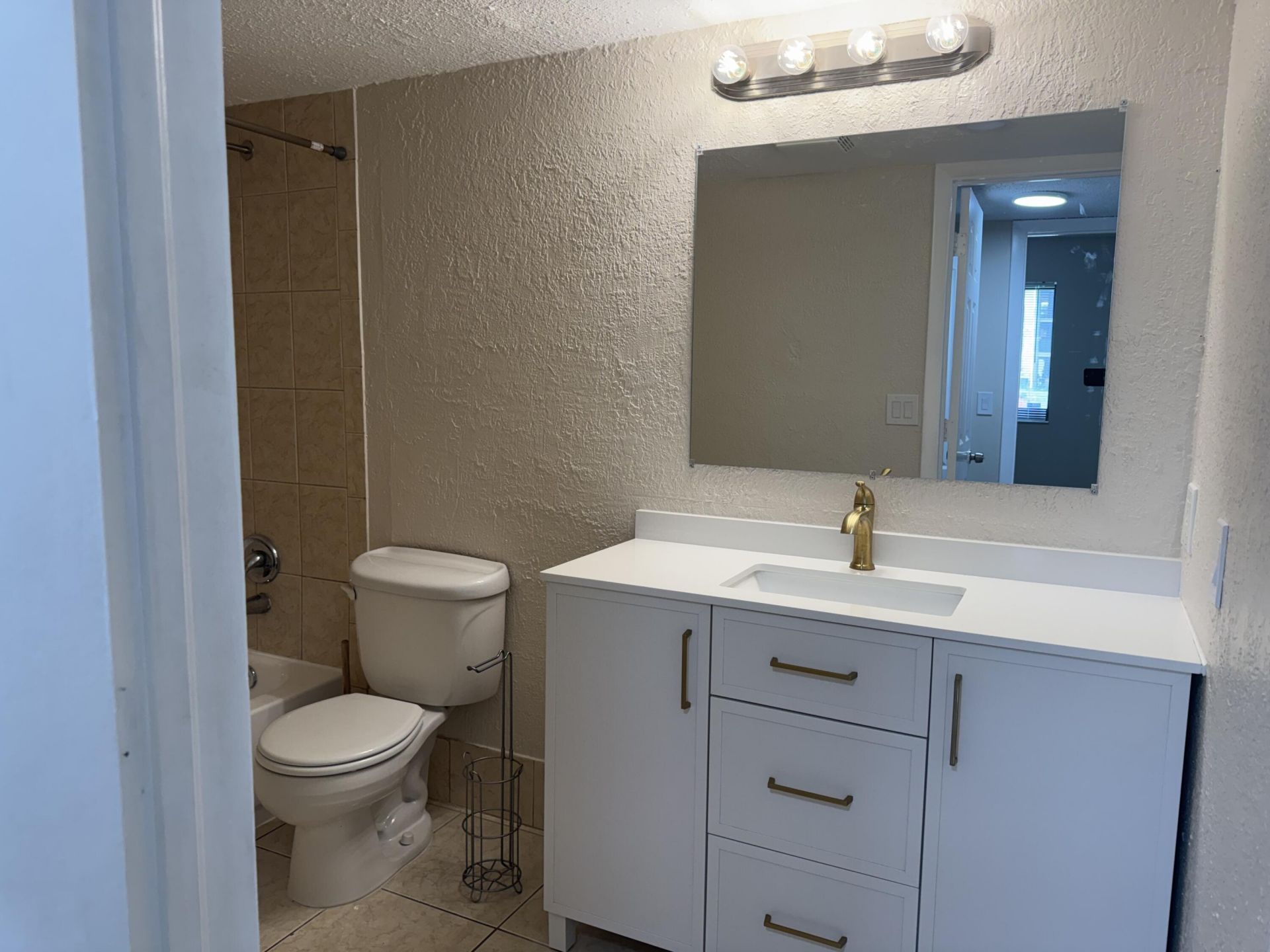 3710 N Pine Island Road, Unit 122, Sunrise, FL 33351 Photo