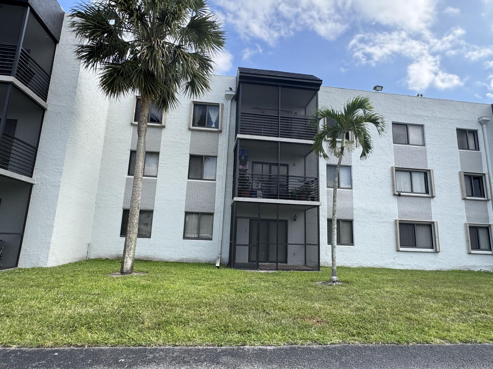 3710 N Pine Island Road, Unit 122, Sunrise, FL 33351 Photo