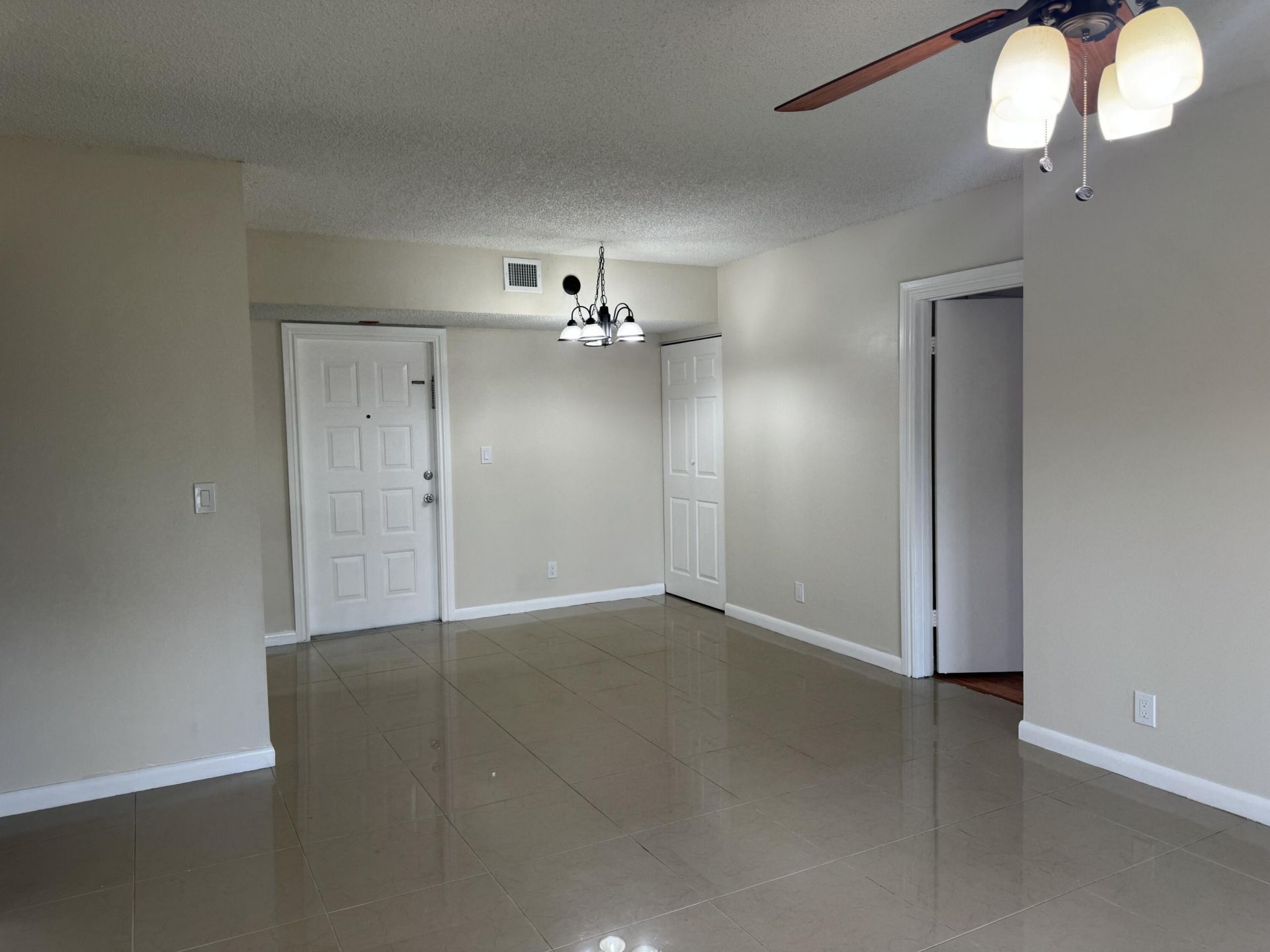 3710 N Pine Island Road, Unit 122, Sunrise, FL 33351 Photo