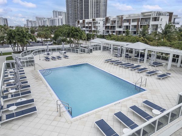 3015 N Ocean Boulevard, Unit 19f, Fort Lauderdale, FL 33308