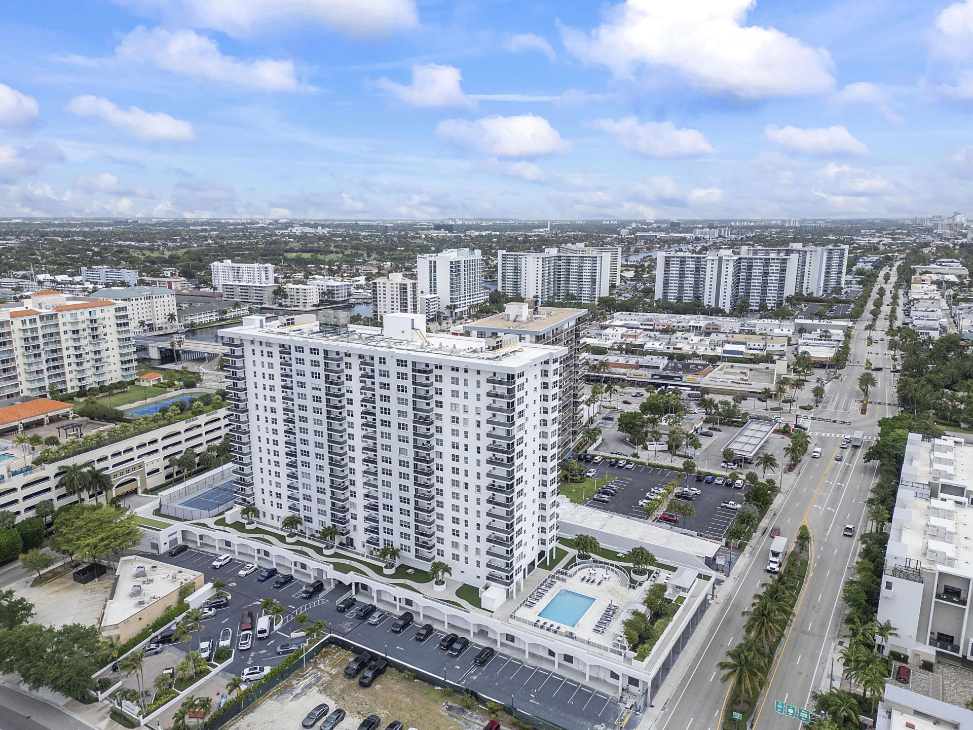 3015 N Ocean Boulevard, Unit 19f, Fort Lauderdale, FL 33308 Photo