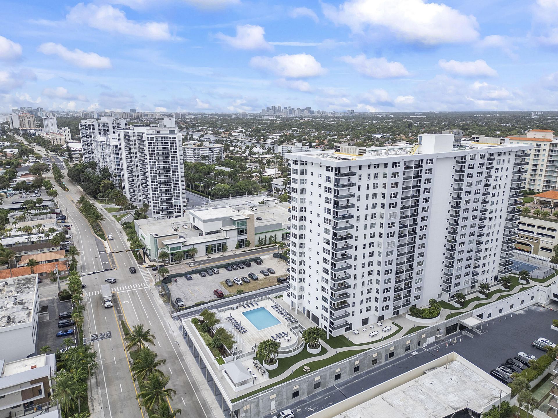 3015 N Ocean Boulevard, Unit 19f, Fort Lauderdale, FL 33308 Photo