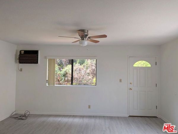 3988 Moore Street, Unit 5, Los Angeles, CA 90066