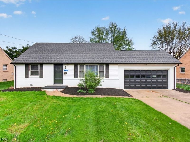 2703 Joseph Place NW, Canton, OH 44708 Photo 1