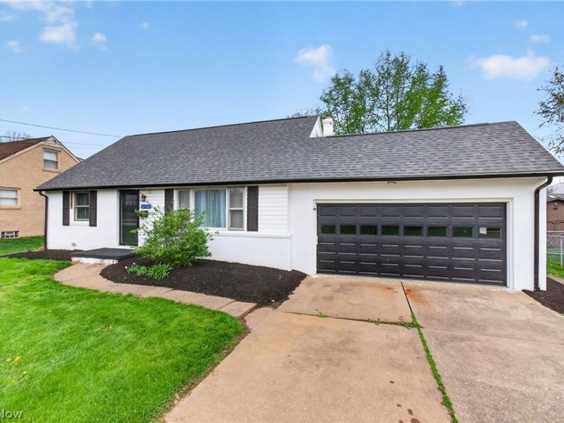 2703 Joseph Place NW, Canton, OH 44708 Photo 3