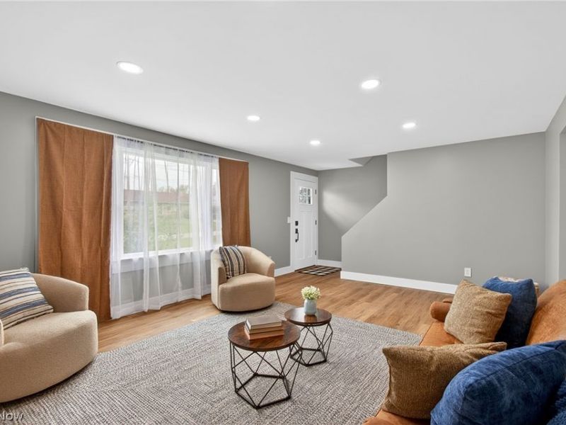 2703 Joseph Place NW, Canton, OH 44708 Photo 7