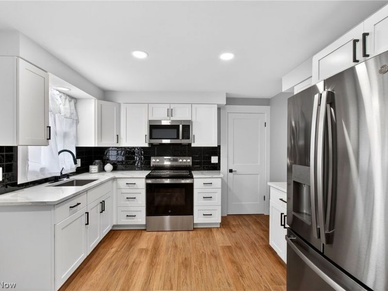 2703 Joseph Place NW, Canton, OH 44708 Photo 9