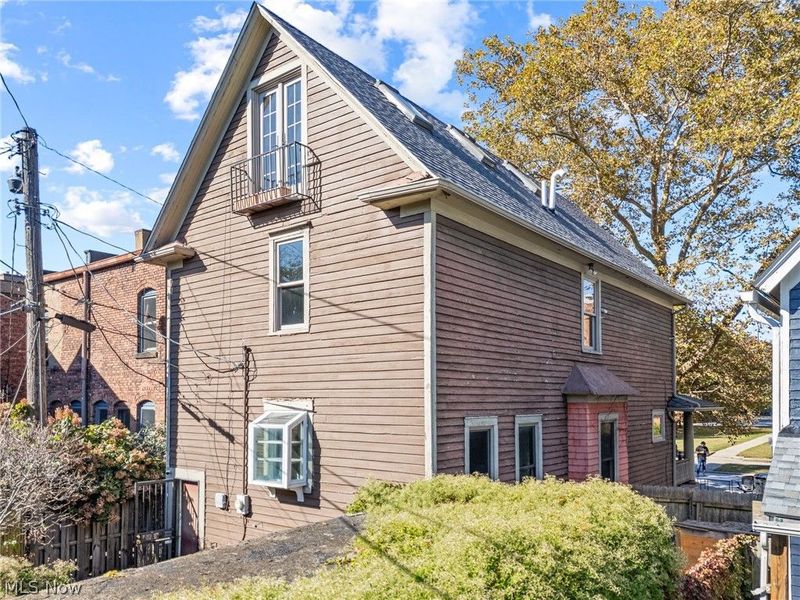 4209 Woodbine Avenue , Cleveland, OH 44113 Photo 25